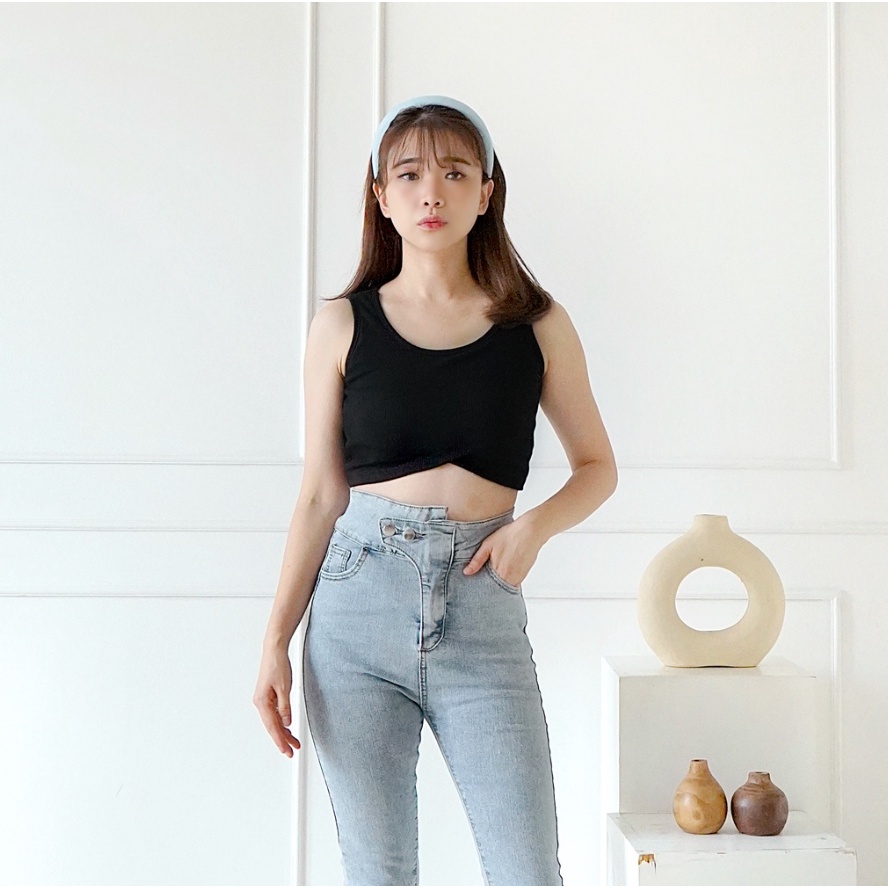 Jual CAVALU Korean Knit Tank Top Rajut Crop Top Korea 131 | Shopee ...
