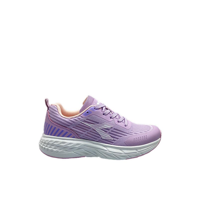 diadora running shoes