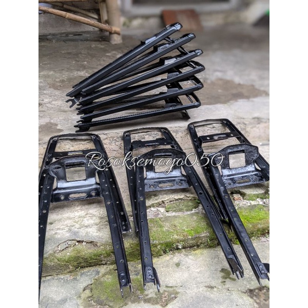 Jual Lis body belakang gl max gl pro original bekas copotan Lis box gl ...