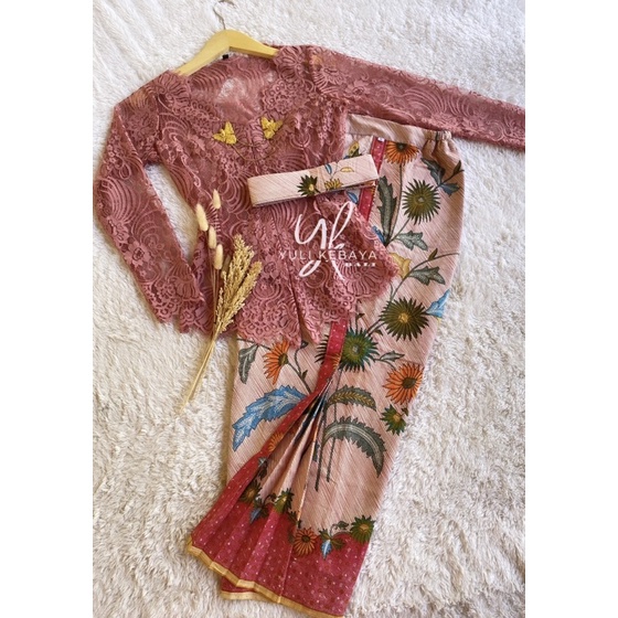 Mawar Kebaya Dress (Baby)