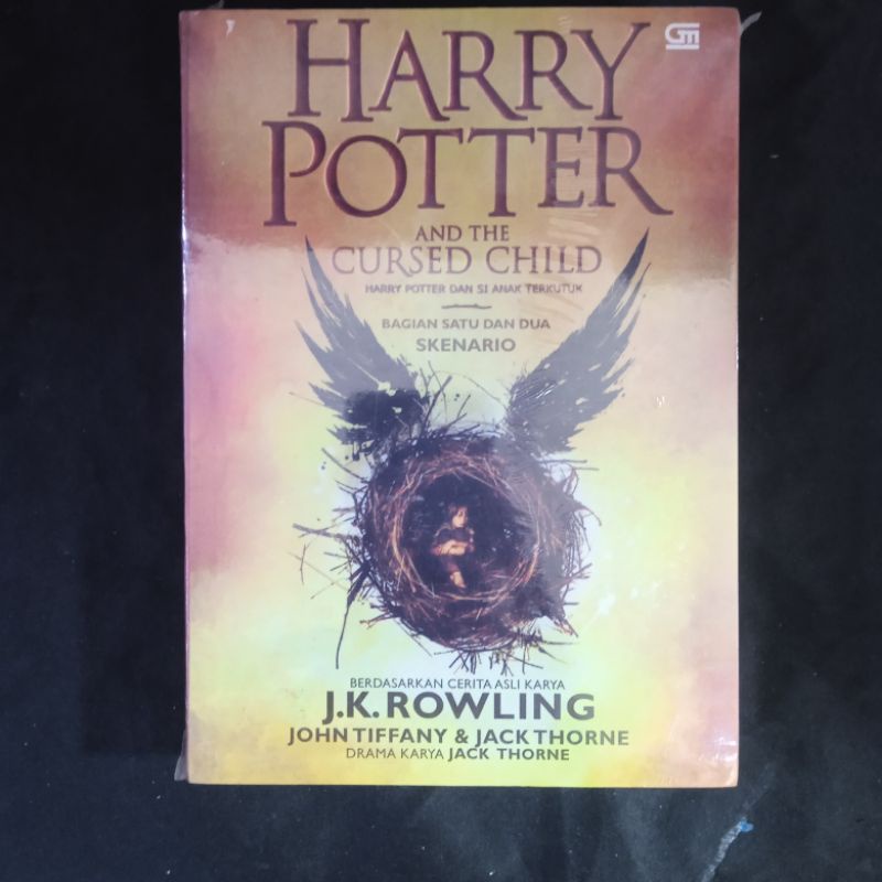 Jual harry potter and the cursed child by J K rowling | Shopee Indonesia