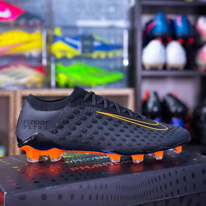 Sepatu bola shop nike hypervenom phantom