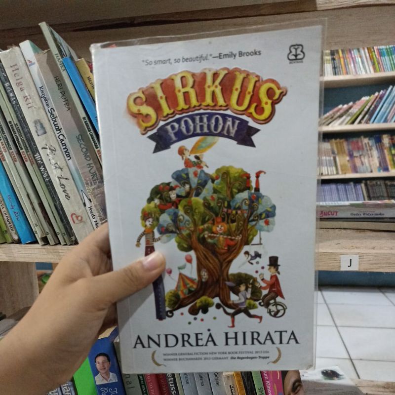 Jual Novel Sirkus Pohon Andrea Hirata Original Preloved Shopee Indonesia