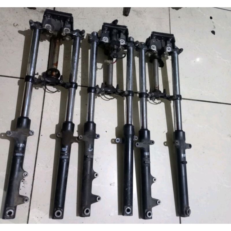 Jual As Shock Sok Depan Set Segitiga Honda Old Cb R K Thn Original Shopee Indonesia