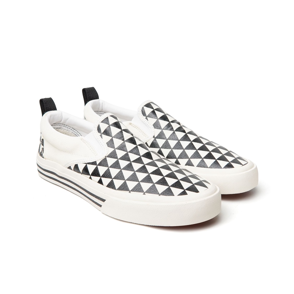 Jual Sepatu Dilset - Slip On Vinretro Triangle Off White CB | Shopee ...