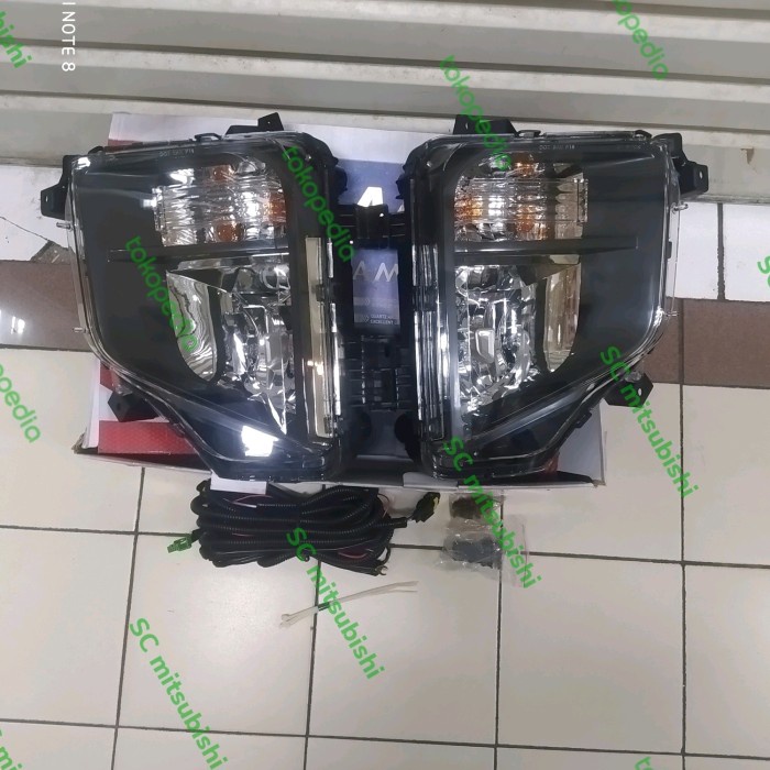 Jual Lampu Sen Fog Lamp Lampu Kabut Mitsubishi Triton