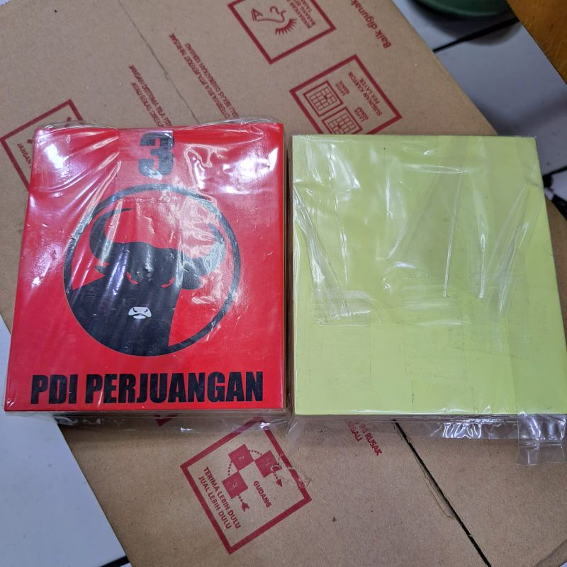 Jual gambar sticker partai pdi #partai pdi | Shopee Indonesia
