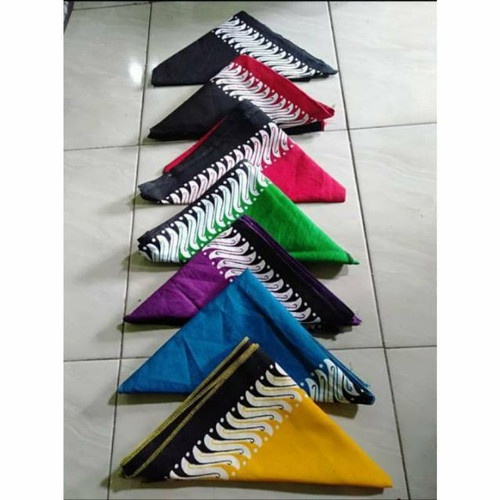 Jual Udeng Segitiga Bamyuwangi / Udeng Ikat Jawa Timuran / Udeng Iket ...