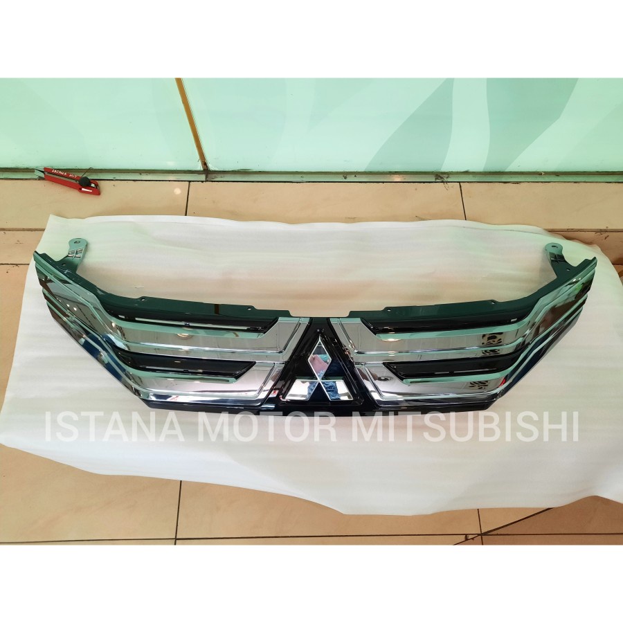 Jual Grille Grill Radiator Depan Original Asli Mitsubishi New Xpander