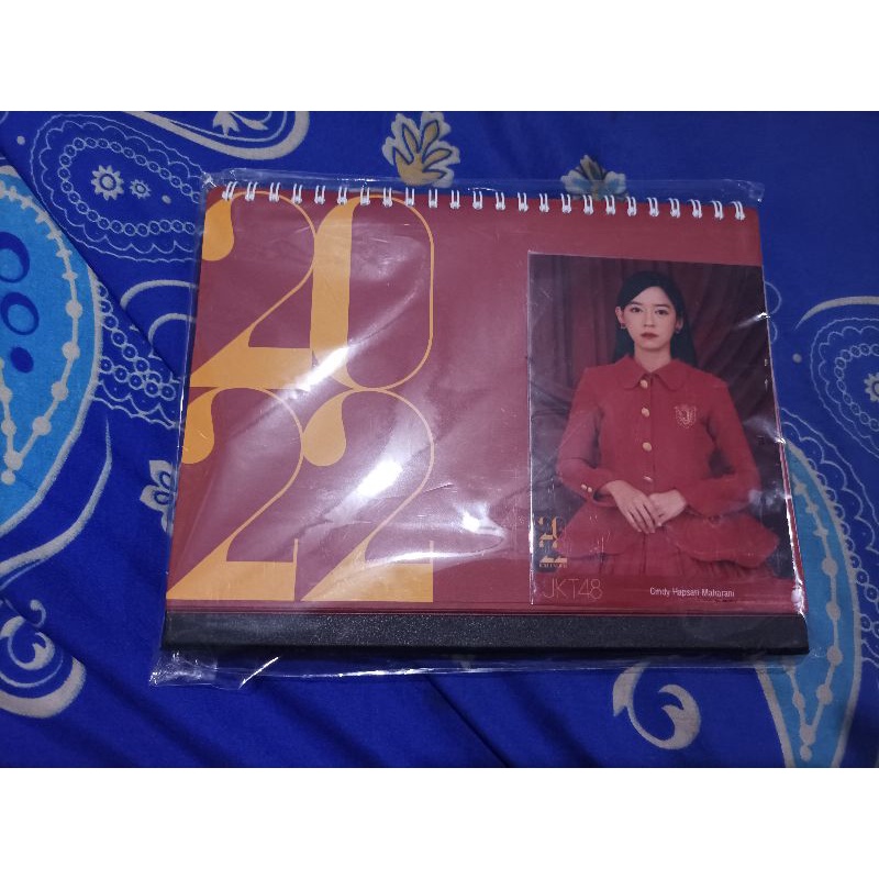 Jual kalender JKT48 2022 bonus photopack Cindy Hapsari | Shopee Indonesia