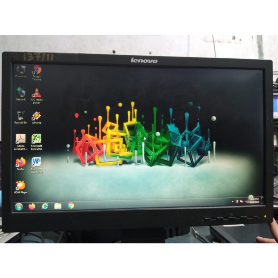 Jual LCD Komputer Monitor Lenovo Bekas 18,5 siap pakai Shopee Indonesia