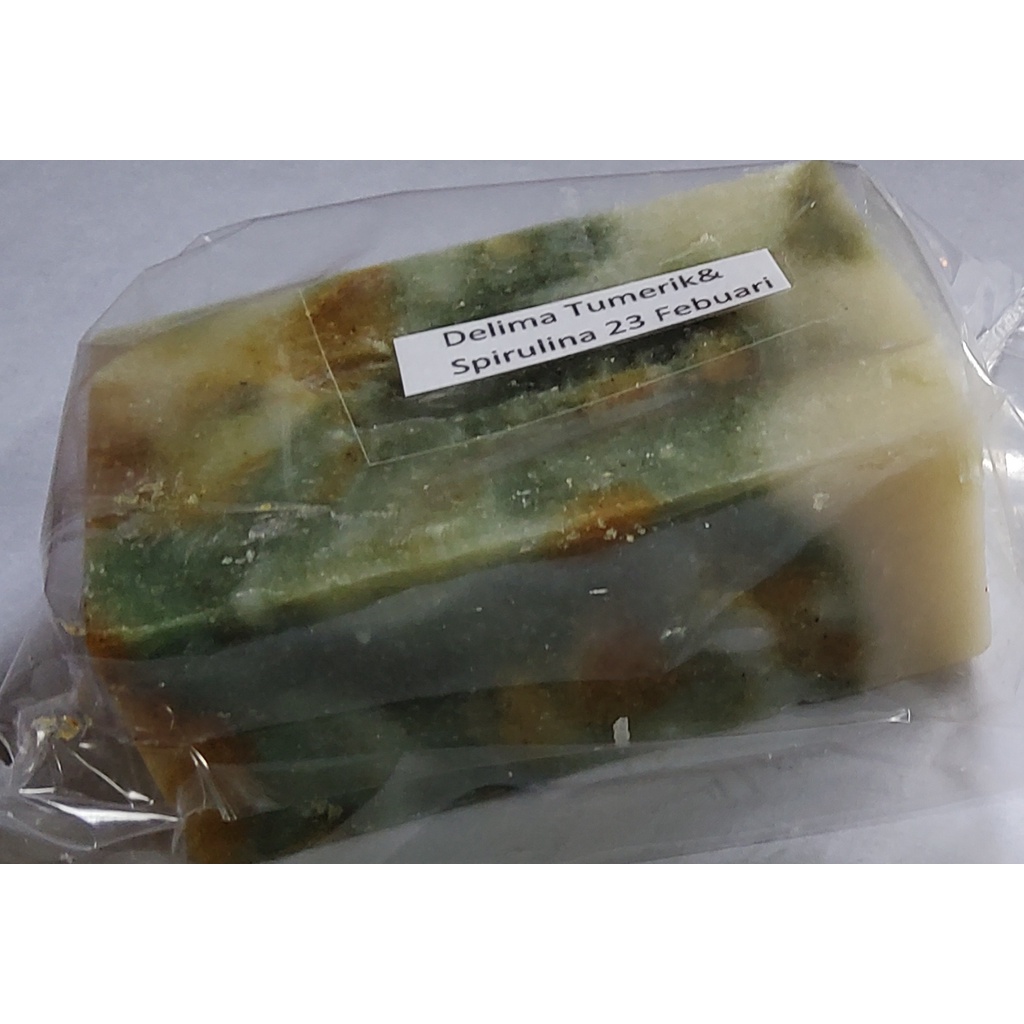 Sabun Natural/Delima Tumerik & Spirulina