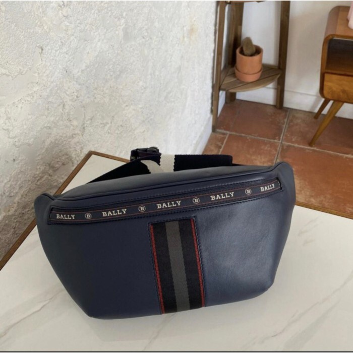 Jual BALLY Waistbag Hakab in Navy Leather Bum Bag ORIGINAL 100 Shopee Indonesia