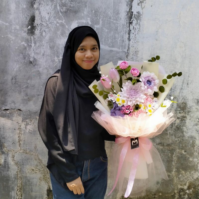 Jual Anneliese - Buket bunga graduation - Big bouquet murah - Bucket ...