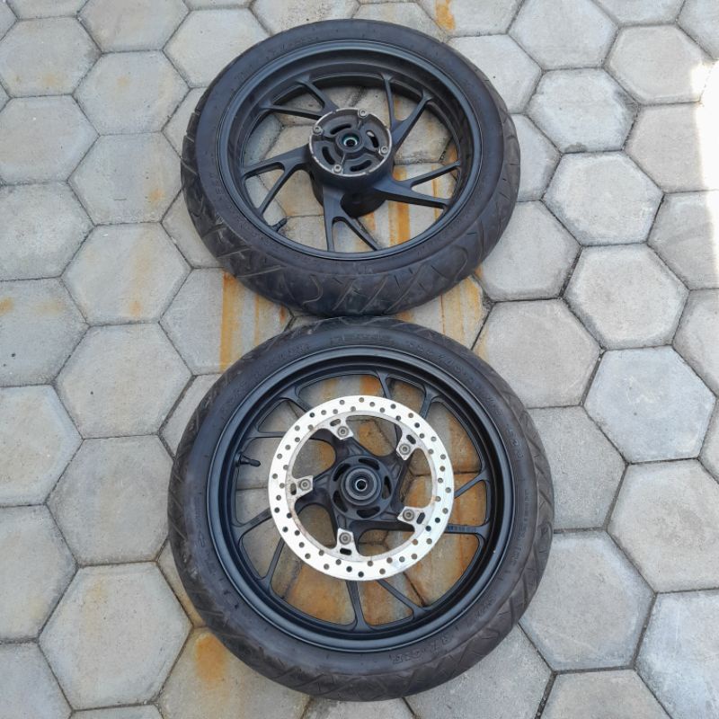 Jual VELG RODA BAN RACING NEW CB 150R NEW CBR 150R ORIGINAL | Shopee ...