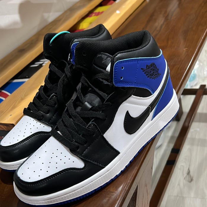 Jual Asli Nike air jordan 1 mid Royal toe Royal blue 40 Sport Running Import Harian Kerja