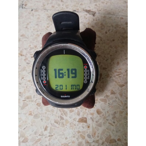 Jual sales suunto d4i