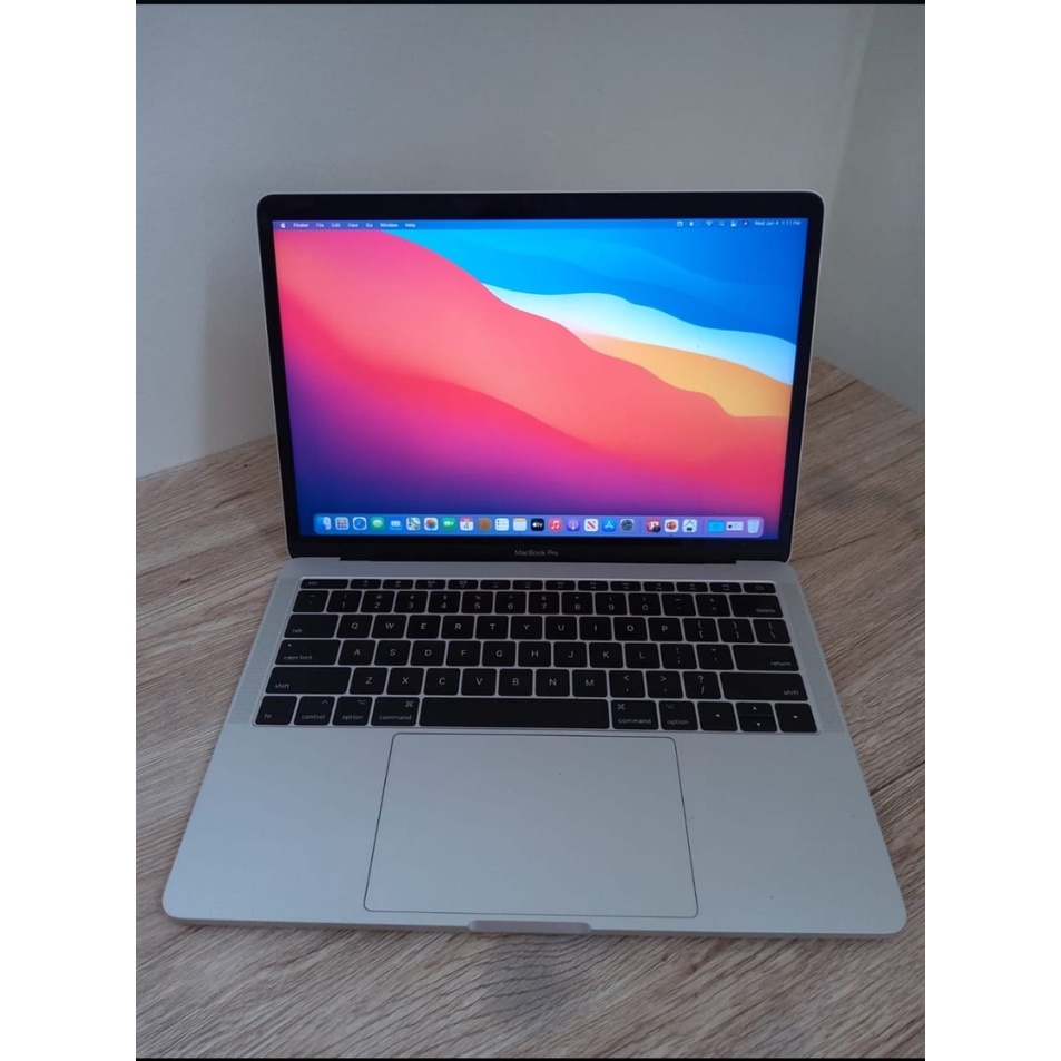 Jual MacBook Pro (13inch 2017 two thunderbolt 3p0rt) | Shopee Indonesia