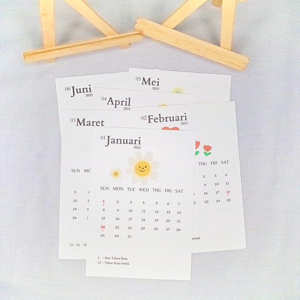 Jual KALENDER 2023 Aesthetic | Kalender Stand Mini | Kalender Ukuran A6 ...