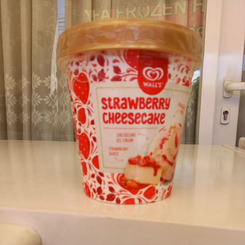Jual FAFAFROZEN - WALLS ICE CREAM NEOPOLITANA | Shopee Indonesia