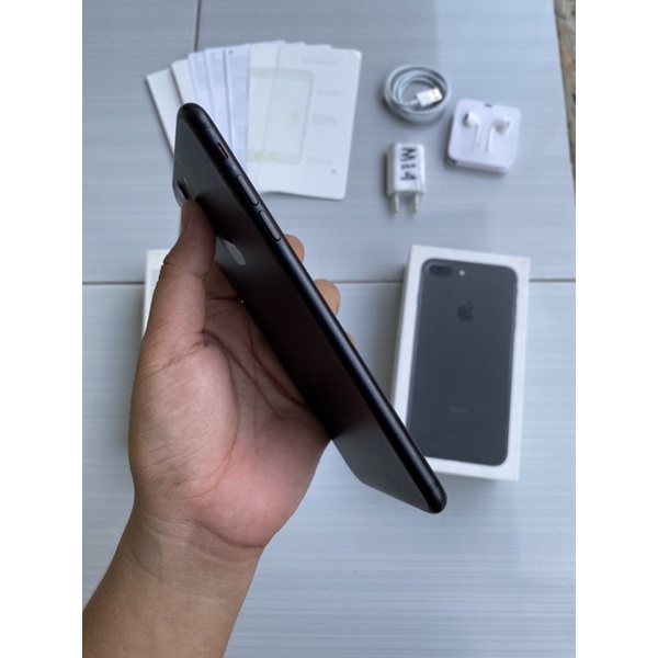 ぱんさん専用】iPhone 7 Black 128 GB バッテリー100%（Apple