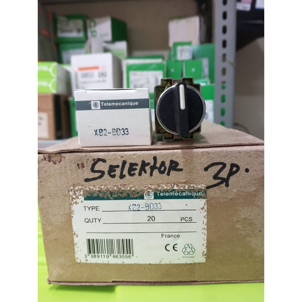 Jual selector switch 3 posisi XB2-BD33 telemecanique type baru XB4-BD33 ...