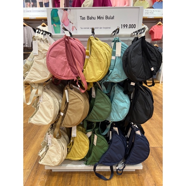 Jual SALE‼️ UNIQLO TAS BAHU MINI ROUND ORIGINAL STORE MALL | Shopee ...