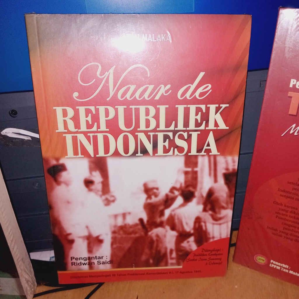 Jual Buku Naar De Republiek Indonesia By Tan Malaka Shopee Indonesia