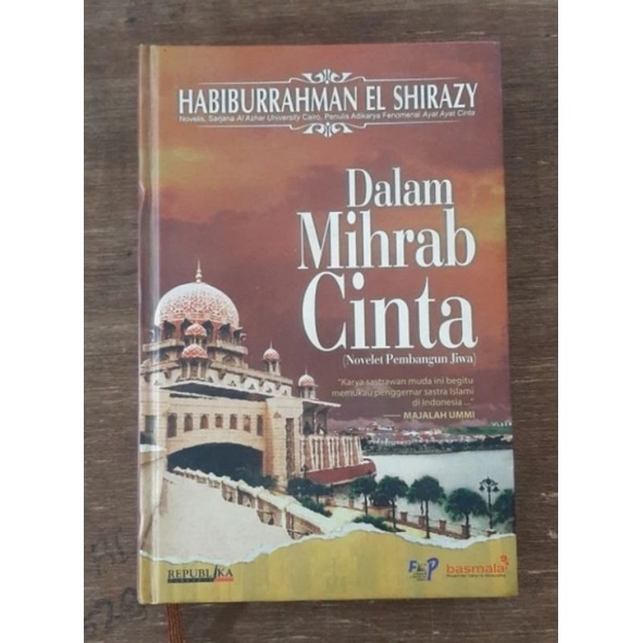 Jual Buku DALAM MIHRAB CINTA - HABIBURRAHMAN EL SHIRAZY | Shopee Indonesia