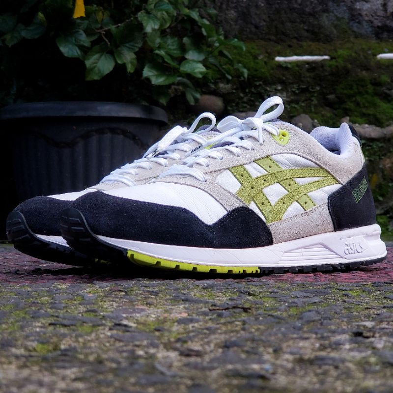 Jual Asics Gel Saga 