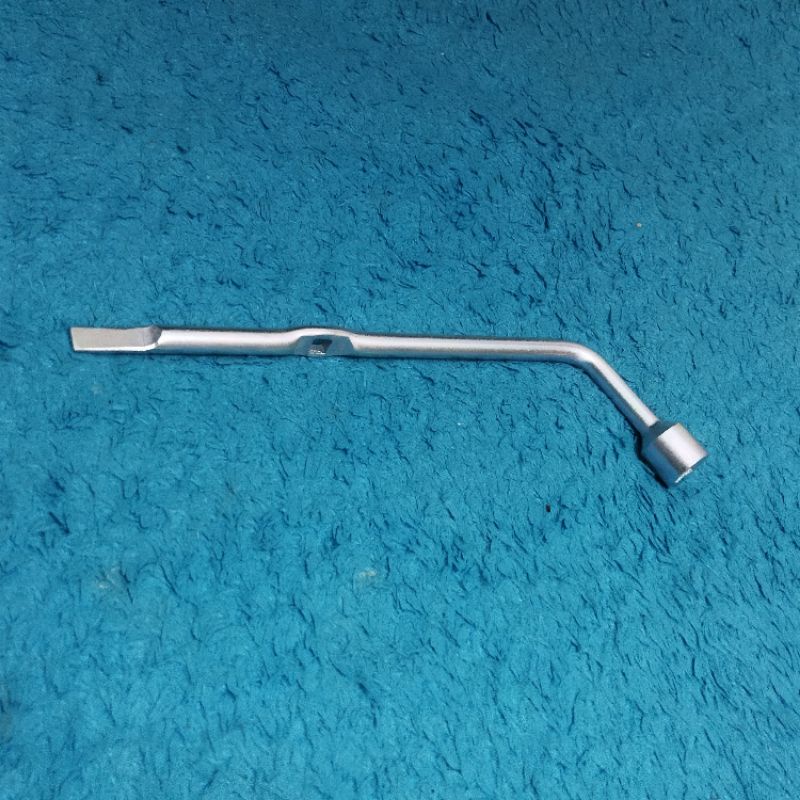 Jual Kunci Roda 21 & putaran/handle pemutar dongkrak & pelepas ban ...