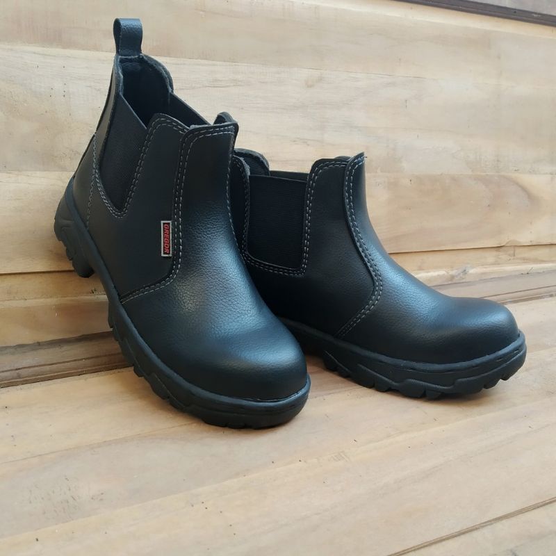 Jual SEPATU SAFETY UJUNG BESI ORIGINAL KERJA PROYEK DAN KERJA LAPANGAN ...