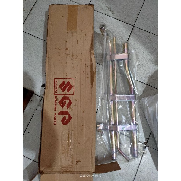 Jual pipa radiator Suzuki apv original asli deler | Shopee Indonesia