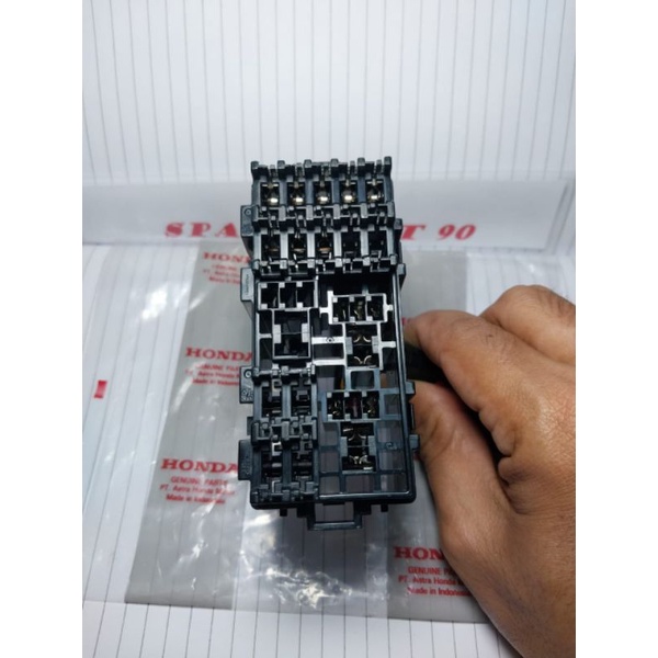 Jual Rumah sekring kabel aki Genio tempat sikring fuse Genio beat LED