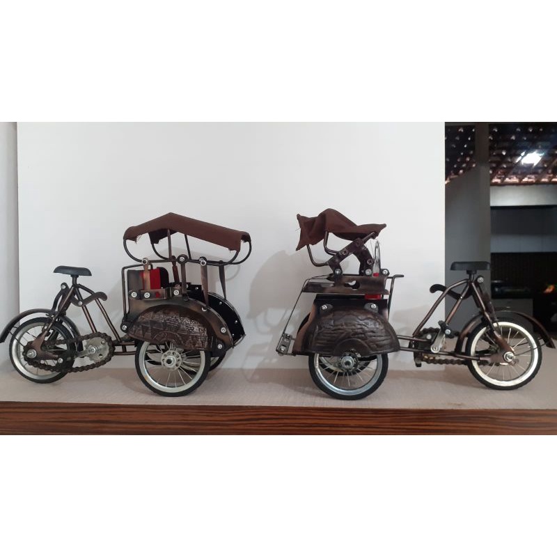 Jual MINIATUR BECAK TRADISIONAL | BECAK JOGJA & BECAK SURABAYA | Shopee ...