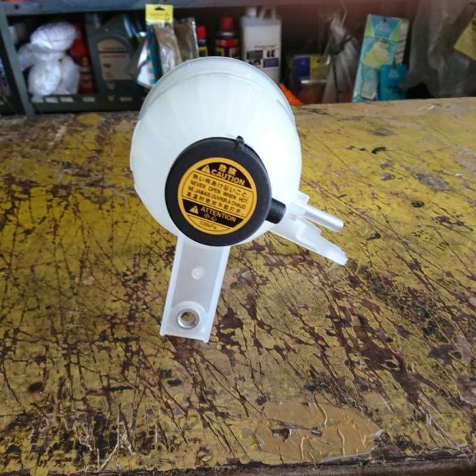 Jual Tabung Air Radiator Innova Diesel / Hilux Diesel / Fortuner Diesel ...