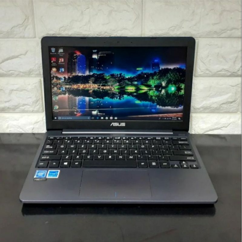 Jual Notebook Asus E203MAH N4000 Ram 4gb Ssd 256gb | Shopee Indonesia
