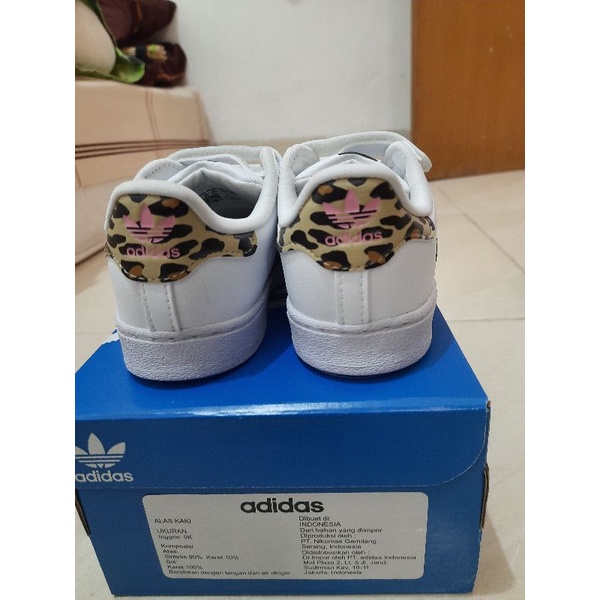 adidas gazelle silver green womens adidas GY8800 Superstar 82 Mens Lifestyle Shoe