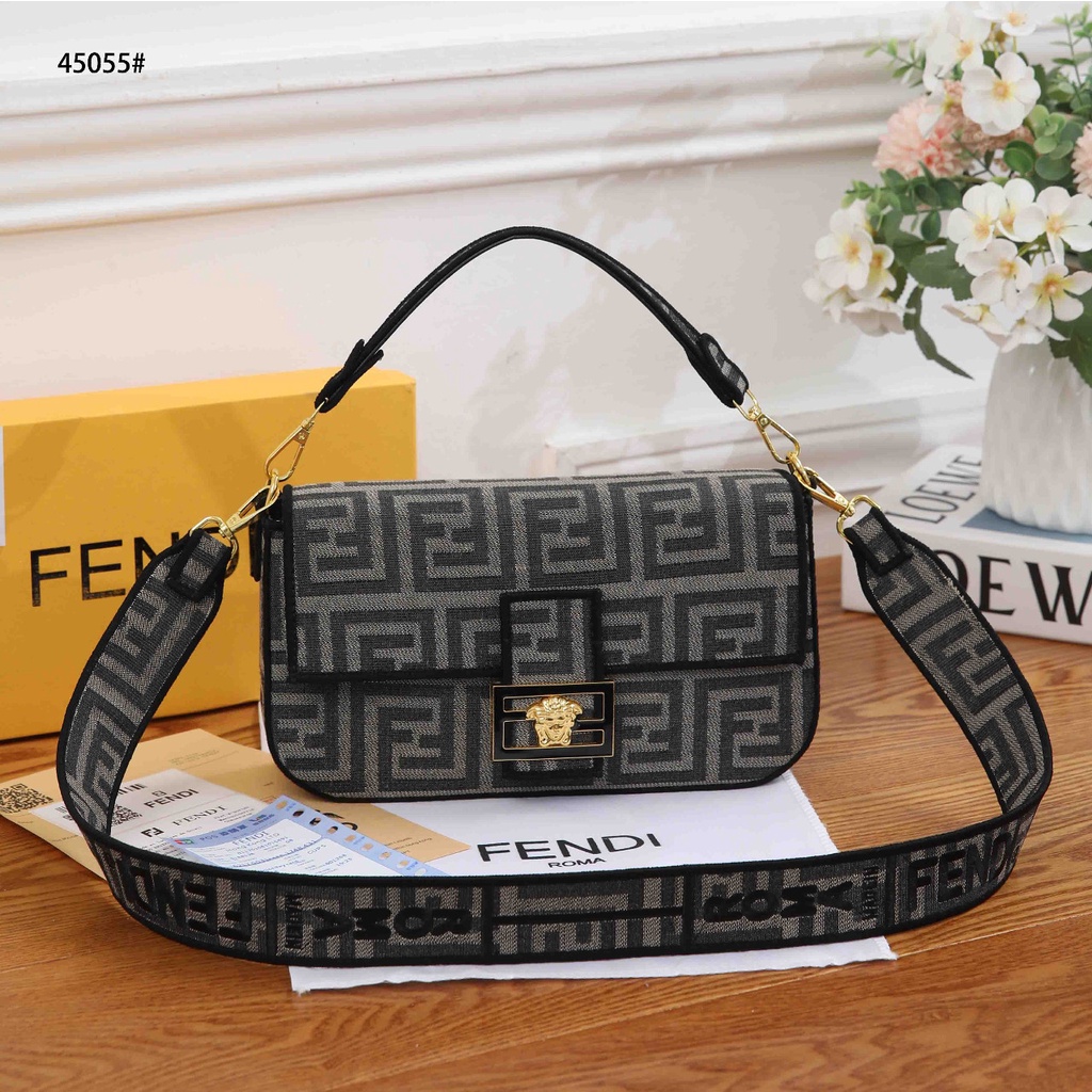 Jual Tas Fendi Monogram Shoulder Bag 45055 VBN 11 batam impor original fashion branded reseller sale Shopee Indonesia