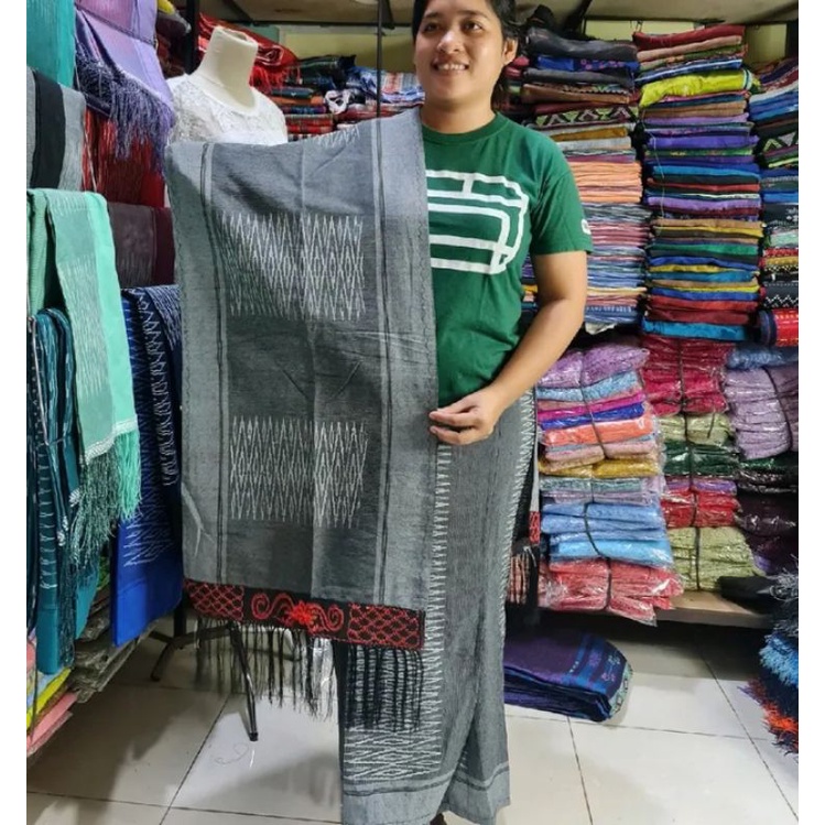 Jual STELAN ROK SPAN DAN SLENDANG TENUN SIBOLANG RASTA | Shopee Indonesia