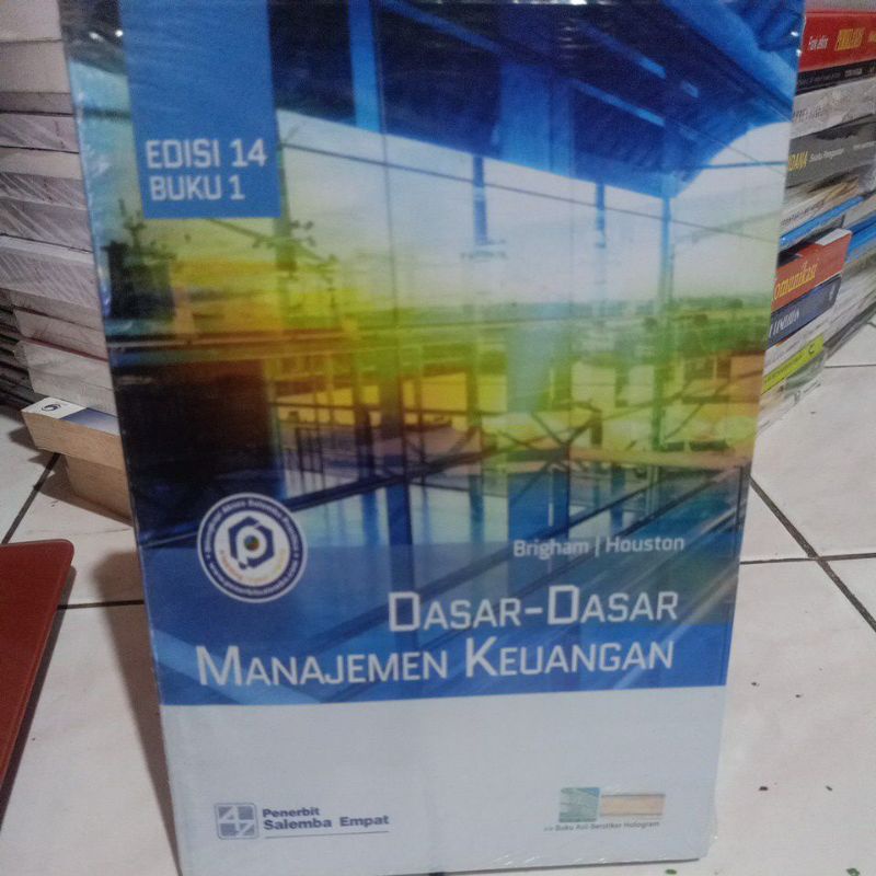 Jual Dasar-dasar Manajemen Keuangan Buku 1 Edisi 14 By Brigham Houston ...