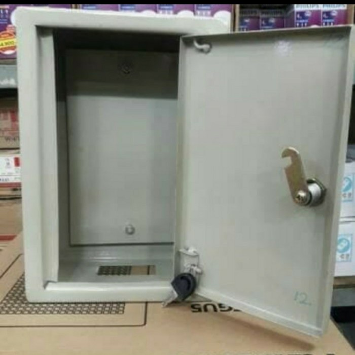 Jual Komponen Listrik Box Panel Listrik Box Instalasi Outdoor Indoor ...