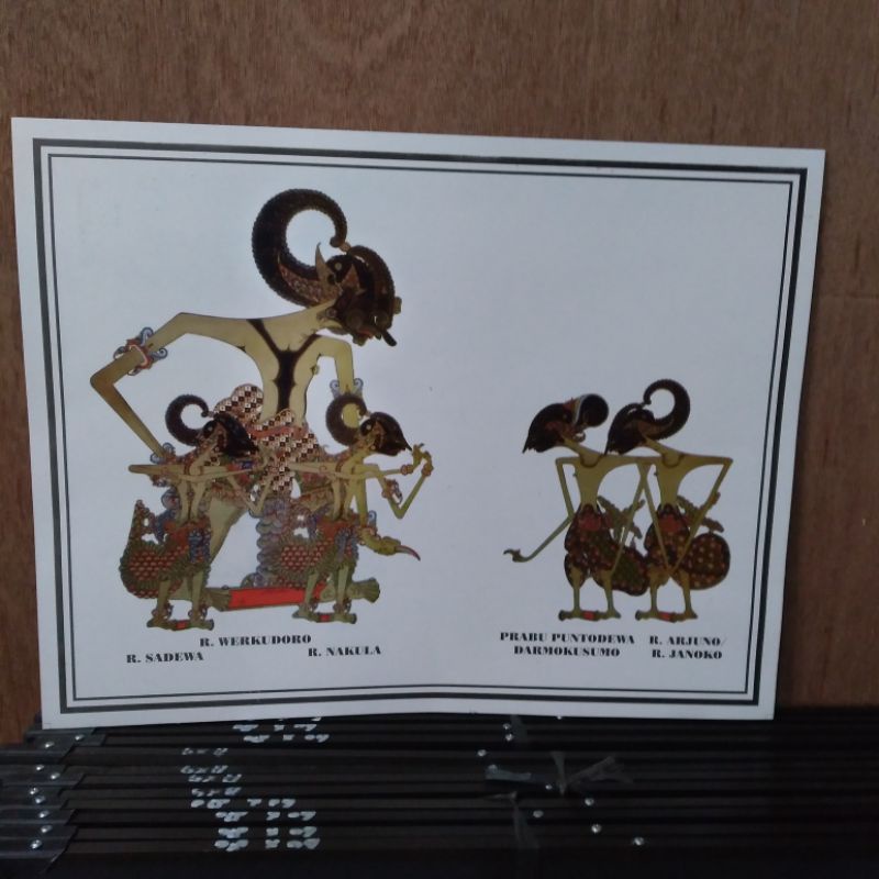 Jual POSTER WAYANG PANDAWA UKURAN BESAR 35X45 CM | Shopee Indonesia