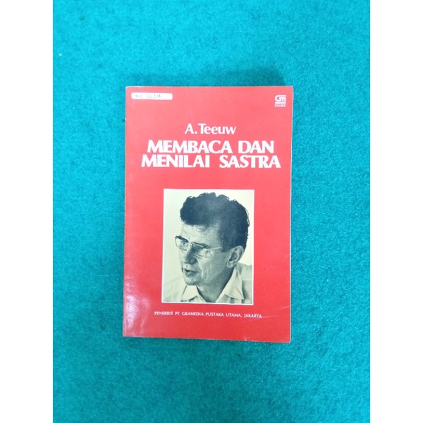 Jual ORIGINAL Buku Membaca Dan Menilai Sastra - A. Teeuw | Shopee Indonesia