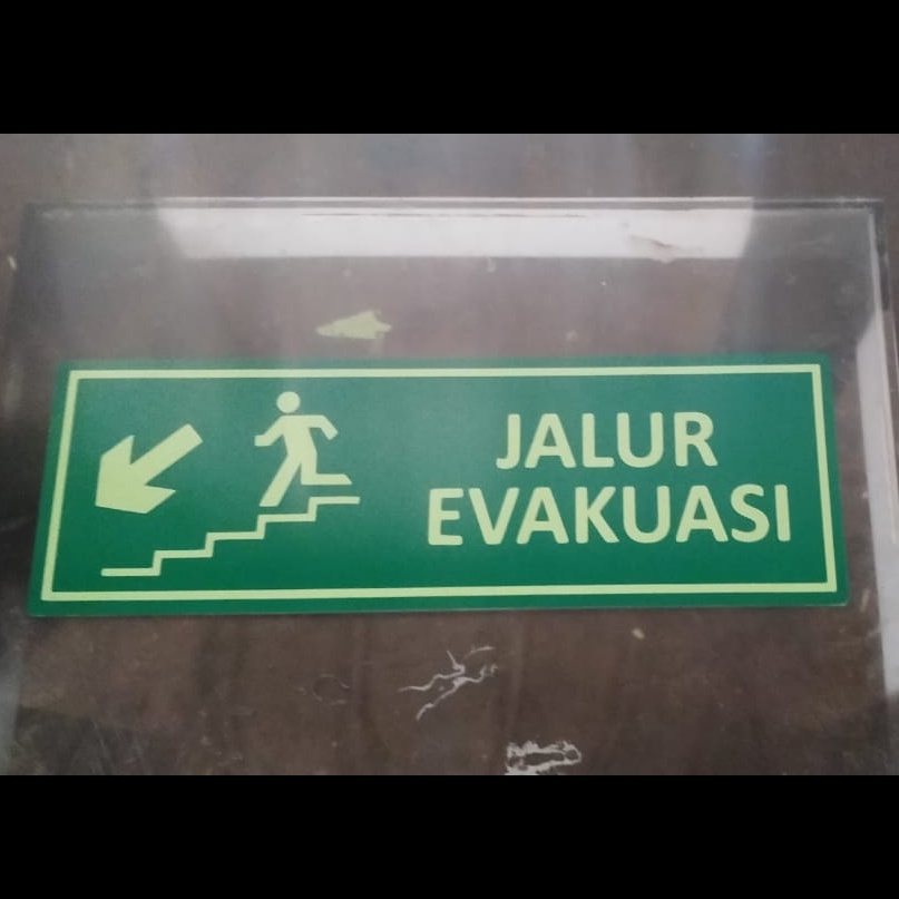 Jual Jalur Evakuasi Exit Sign Akrilik Glow In The Dark Ukuran X Cm Shopee Indonesia