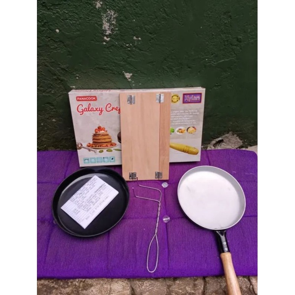 Jual Paket lengkap wajan risoles papan lipat dan garpu pencelup adonan ...