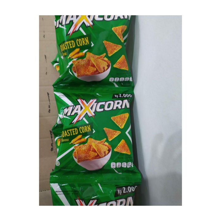 Jual Snack Maxicorn Roasted Corn 1 Renceng 10 Pcs Cemilan Maxi Corn Enak Dan Murah Shopee