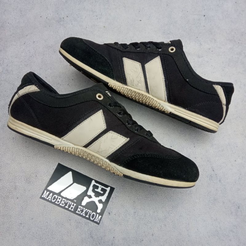 Macbeth Brighton Black Cement suede size 38