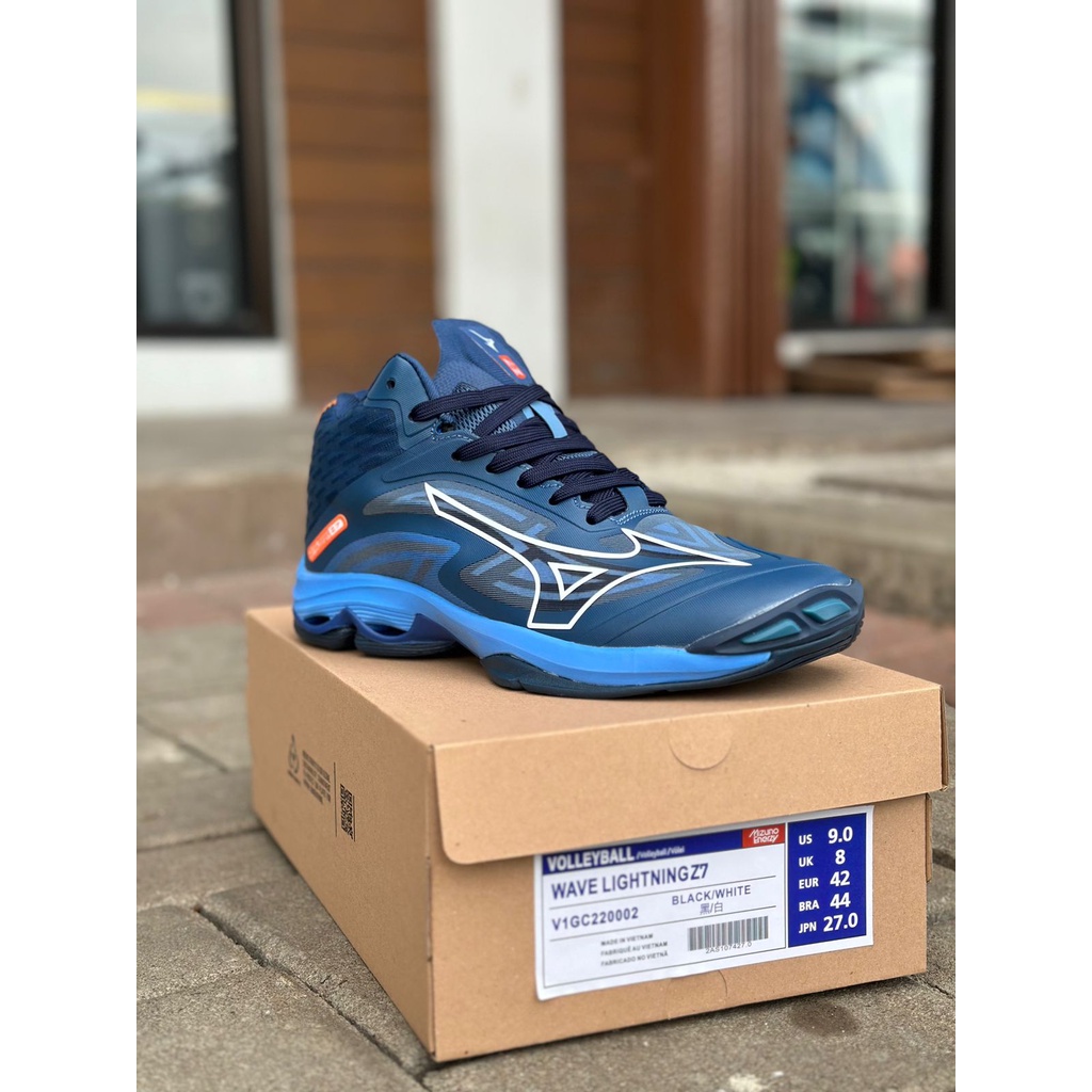 Sepatu Voli Wave Lightning Z7 Sepatu Mizuno Volly Ball Wlz 7 Terbaru Sepatu Mizuno Wave Momentum 2