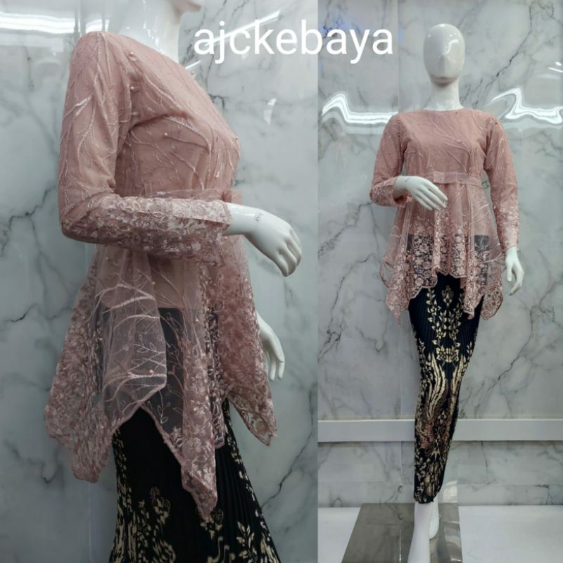 Jual Kebaya Tille Gomes Pita Kebaya Modern Setelan Kebaya Brokat Kebaya Couple Kebaya Terbaru